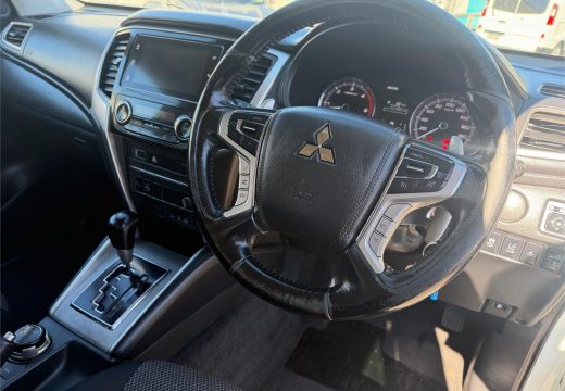 2019 Mitsubishi Triton GLS 4X4