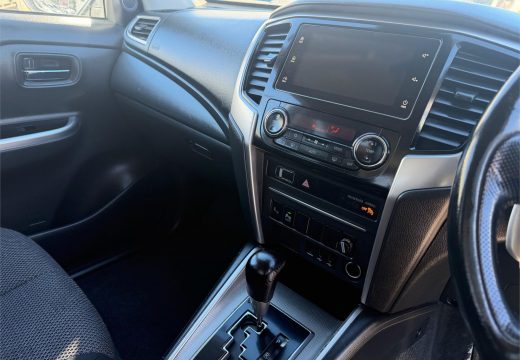 2019 Mitsubishi Triton GLS 4X4