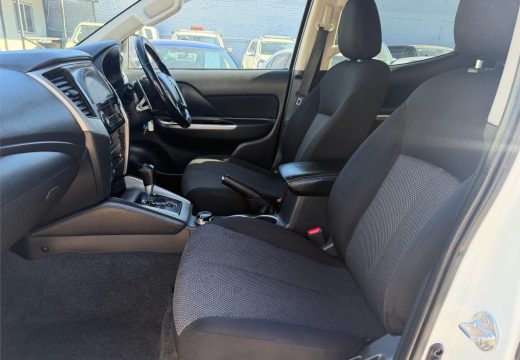 2019 Mitsubishi Triton GLS 4X4