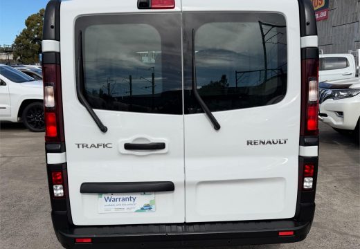 2021 Renault Trafic Premium Low Roof LWB