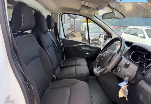 2021 Renault Trafic Premium Low Roof LWB
