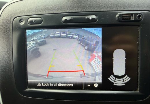 2021 Renault Trafic Premium Low Roof LWB
