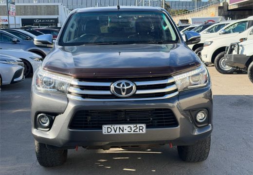 2017 Toyota Hilux SR5 4X4
