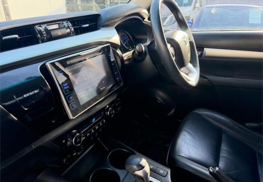 2017 Toyota Hilux SR5 4X4