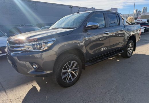 2017 Toyota Hilux SR5 4X4