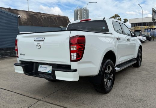 2024 Mazda BT-50 XTR 4X2