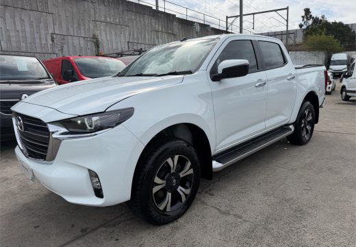 2024 Mazda BT-50 XTR 4X2