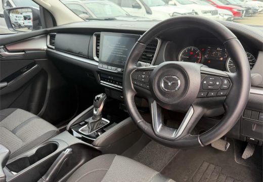 2024 Mazda BT-50 XTR 4X2