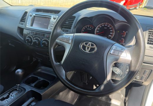 2014 Toyota Hilux SR 4X2