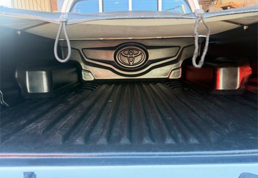 2014 Toyota Hilux SR 4X2