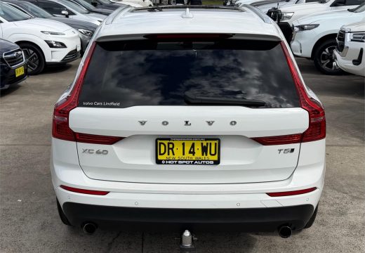 2019 Volvo XC60 T5 Momentum