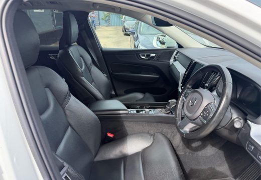 2019 Volvo XC60 T5 Momentum