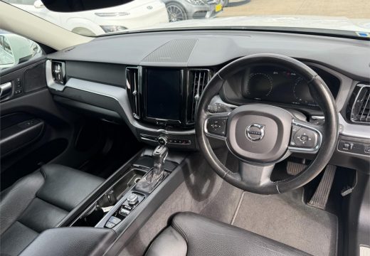 2019 Volvo XC60 T5 Momentum