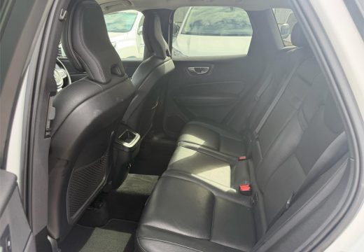 2019 Volvo XC60 T5 Momentum