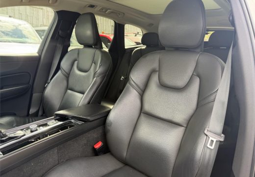 2019 Volvo XC60 T5 Momentum