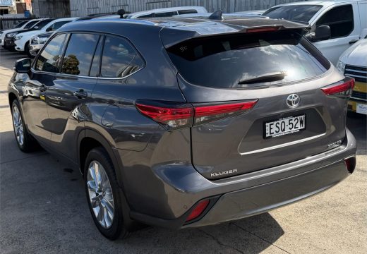 2021 Toyota Kluger Grande
