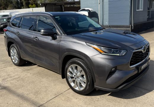 2021 Toyota Kluger Grande