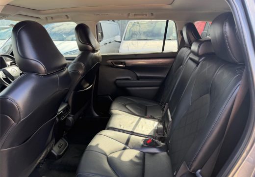 2021 Toyota Kluger Grande