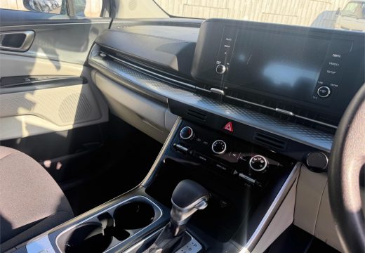 2023 Kia Carnival S