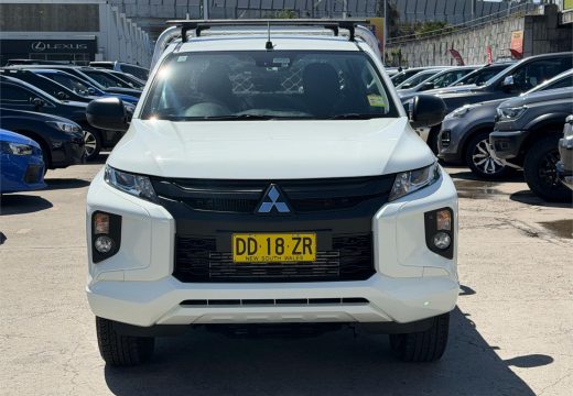 2022 Mitsubishi Triton GLX MR 4X4
