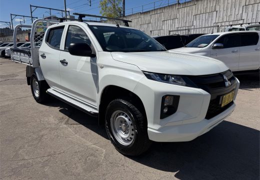 2022 Mitsubishi Triton GLX MR 4X4