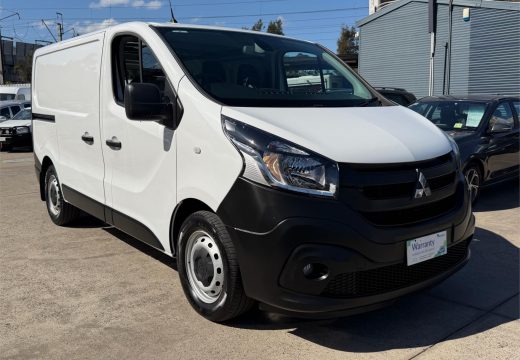2022 Mitsubishi Express GLX SWB