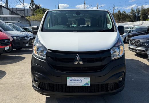 2022 Mitsubishi Express GLX SWB