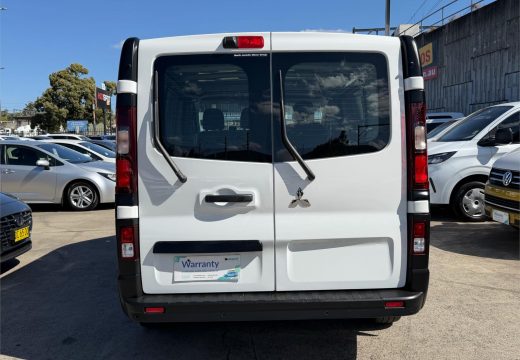 2022 Mitsubishi Express GLX SWB