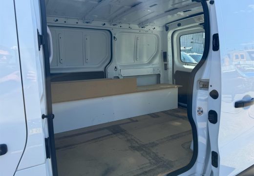 2022 Mitsubishi Express GLX SWB