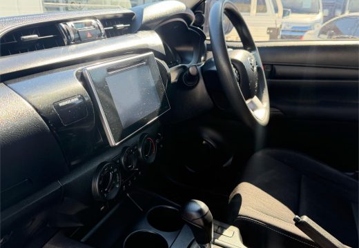 2020 Toyota Hilux SR 4X4