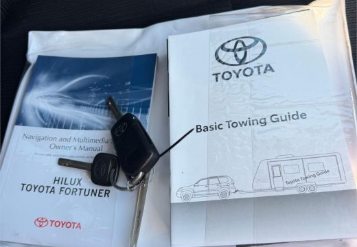2020 Toyota Hilux SR 4X4
