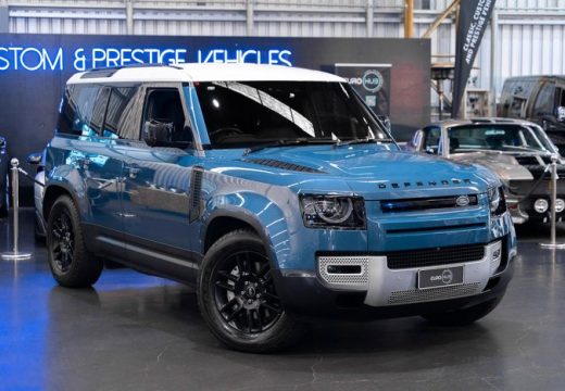 2022 Land Rover Defender 110 D300 SE L663