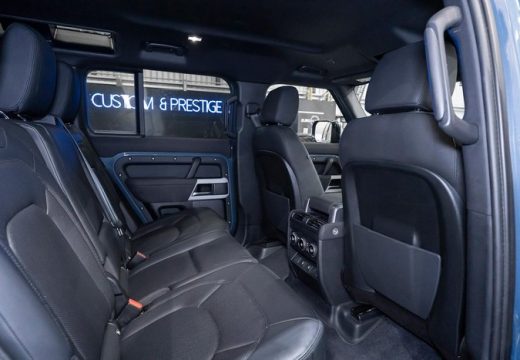 2022 Land Rover Defender 110 D300 SE L663