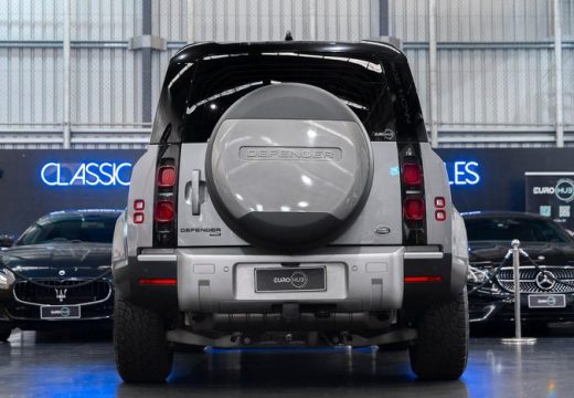 2021 Land Rover Defender 110 P400 SE L663