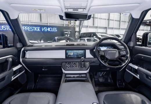 2021 Land Rover Defender 110 P400 SE L663