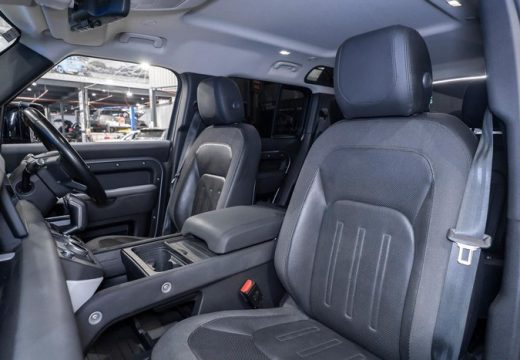 2021 Land Rover Defender 110 P400 SE L663