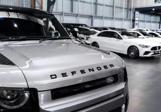2021 Land Rover Defender 110 P400 SE L663