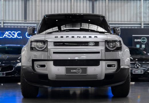 2021 Land Rover Defender 110 P400 SE L663